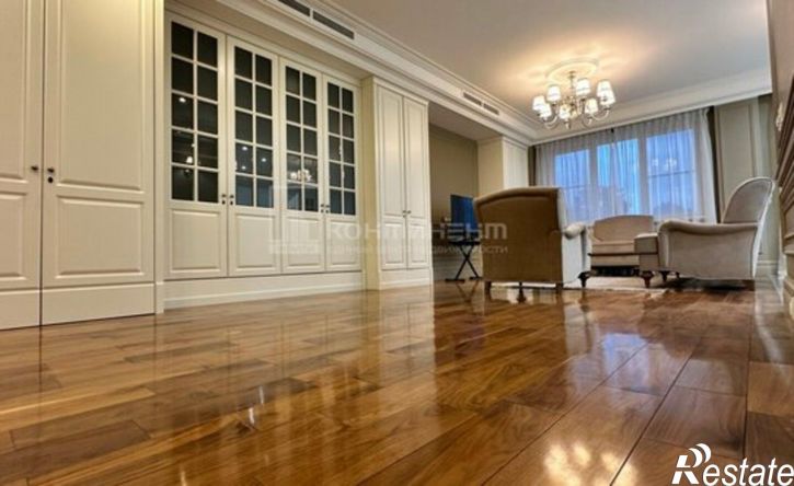4-комн квартира улица Горького, 27,  д. 27