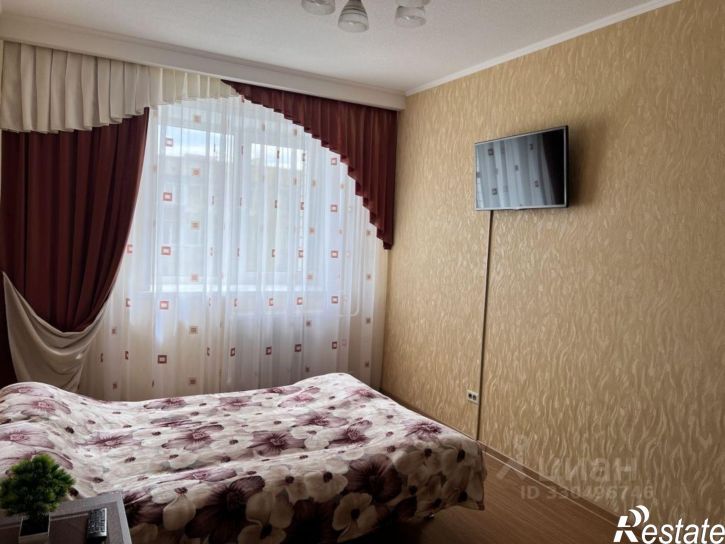 2-комн квартира улица Сурикова, 10А,  д. 10А