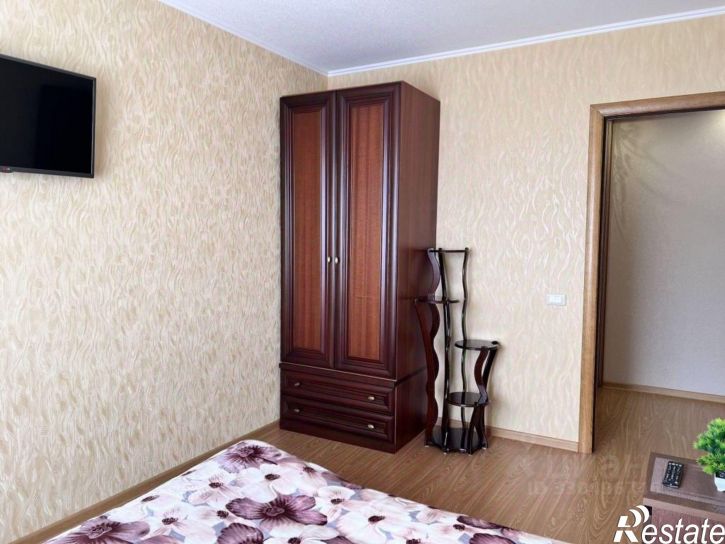 2-комн квартира улица Сурикова, 10А,  д. 10А