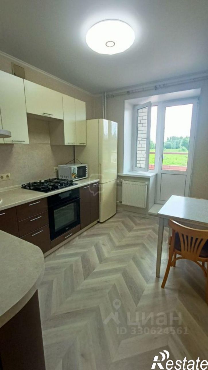 1-комн квартира Новгородская улица, 32,  д. 32