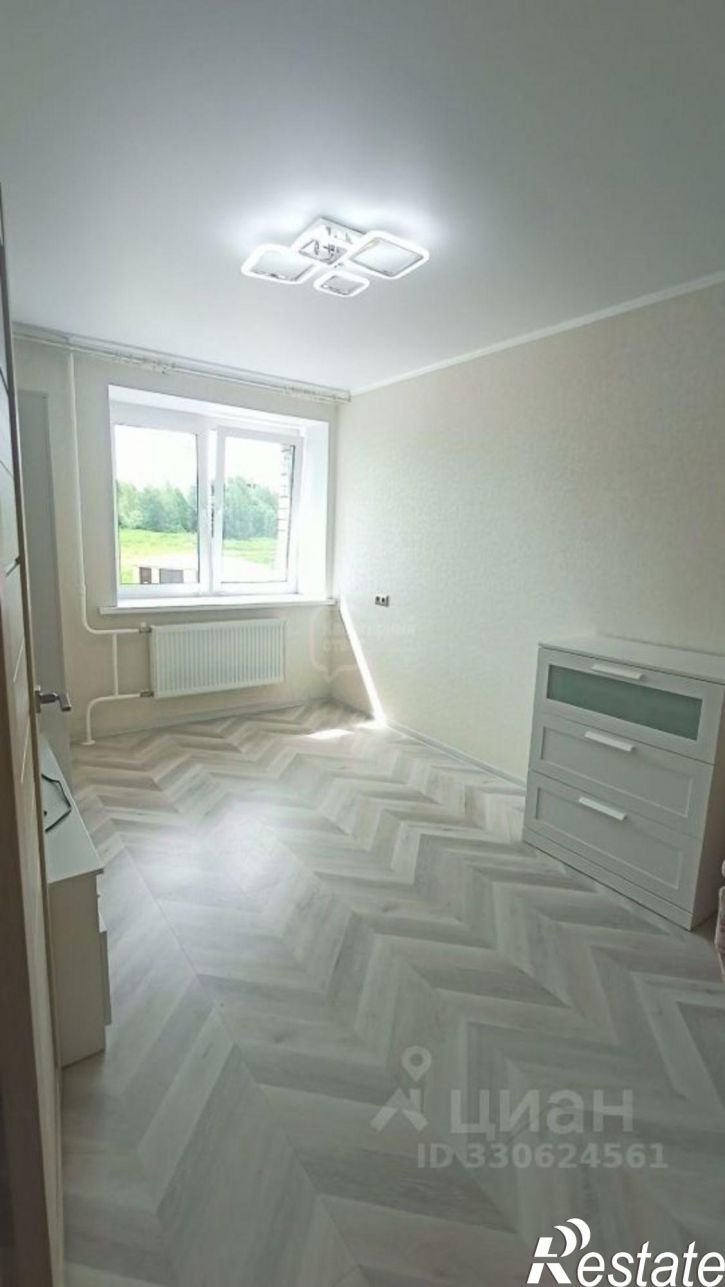 1-комн квартира Новгородская улица, 32,  д. 32