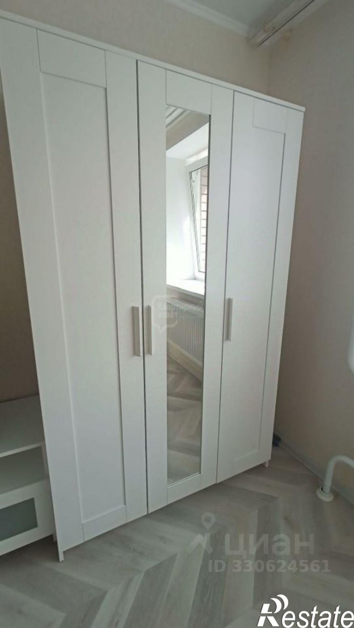1-комн квартира Новгородская улица, 32,  д. 32