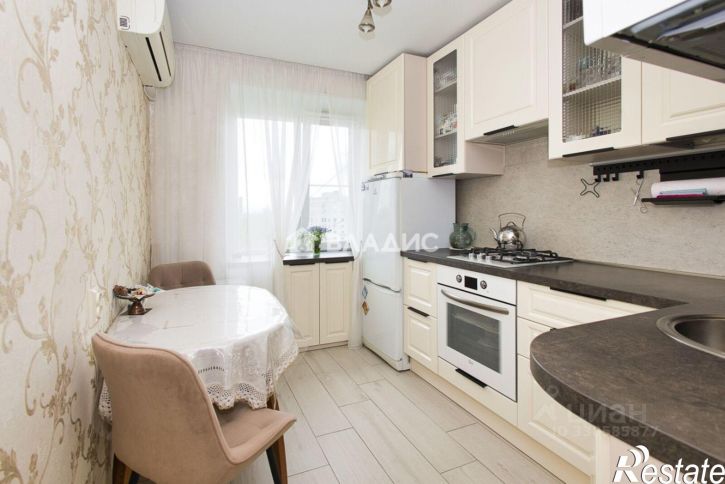 3-комн квартира проспект Строителей (дублёр), 40,  д. 40
