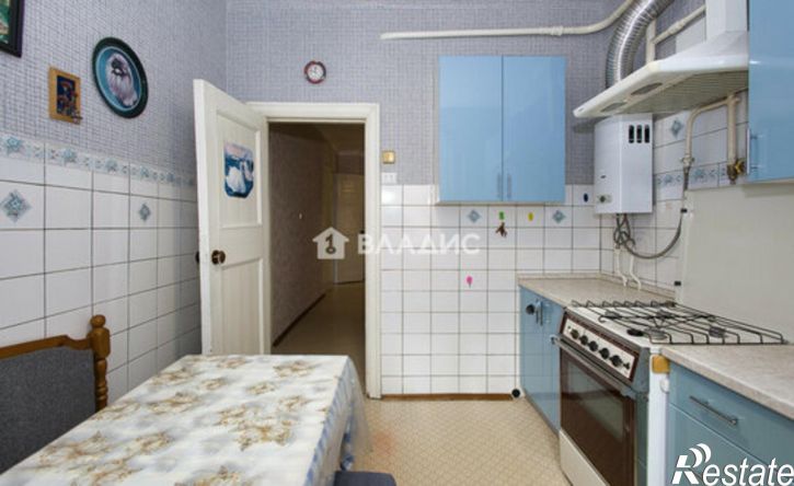 3-комн квартира ул Полины Осипенко, 12,  д. 12