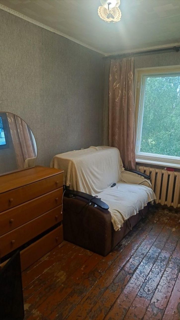 3-комн квартира Балакирева ул, 41а