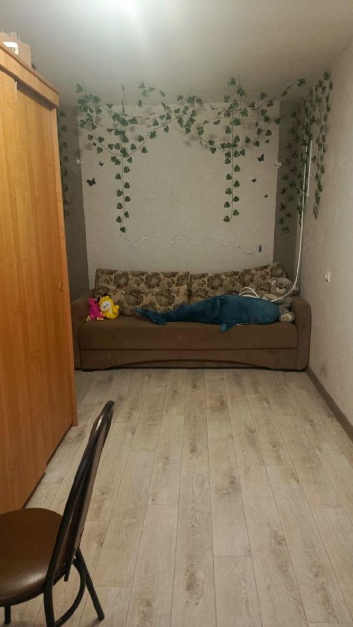 3-комн квартира Балакирева ул, 41а