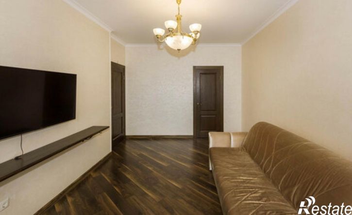2-комн квартира улица Крайнова, 3А,  д. 3А