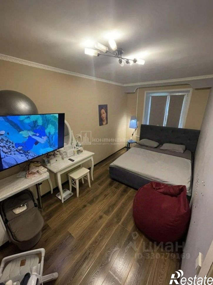1-комн квартира улица Институтский городок, 13,  д. 13