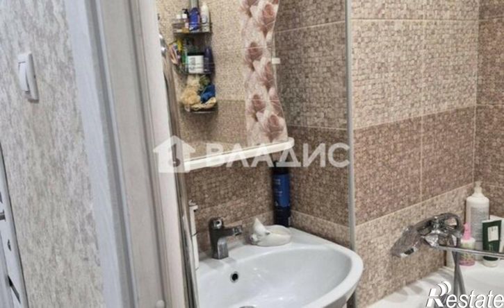 3-комн квартира ул Комиссарова, 23,  д. 23
