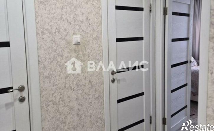 3-комн квартира ул Комиссарова, 23,  д. 23