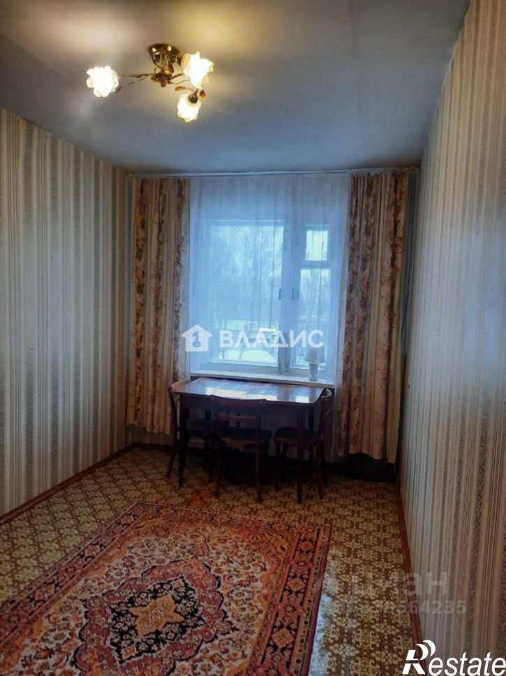 3-комн квартира улица Комиссарова, 63,  д. 63