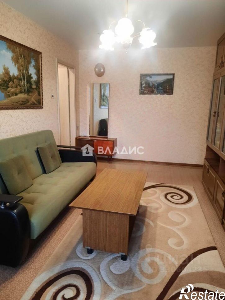 3-комн квартира улица Комиссарова, 63,  д. 63