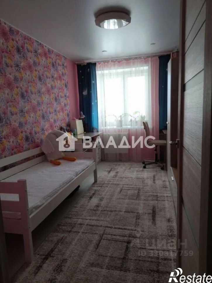 2-комн квартира Новгородская улица, 32,  д. 32