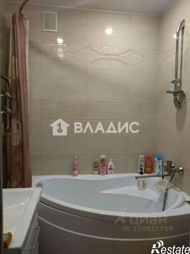 2-комн квартира Новгородская улица, 32,  д. 32