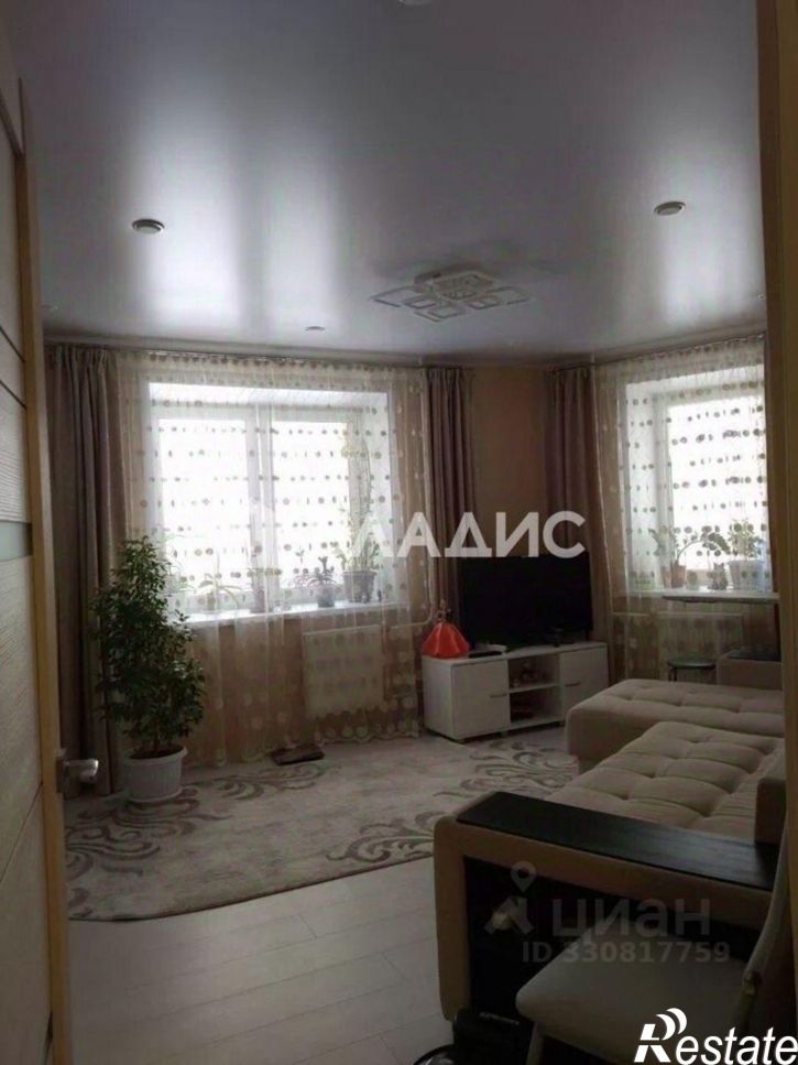 2-комн квартира Новгородская улица, 32,  д. 32