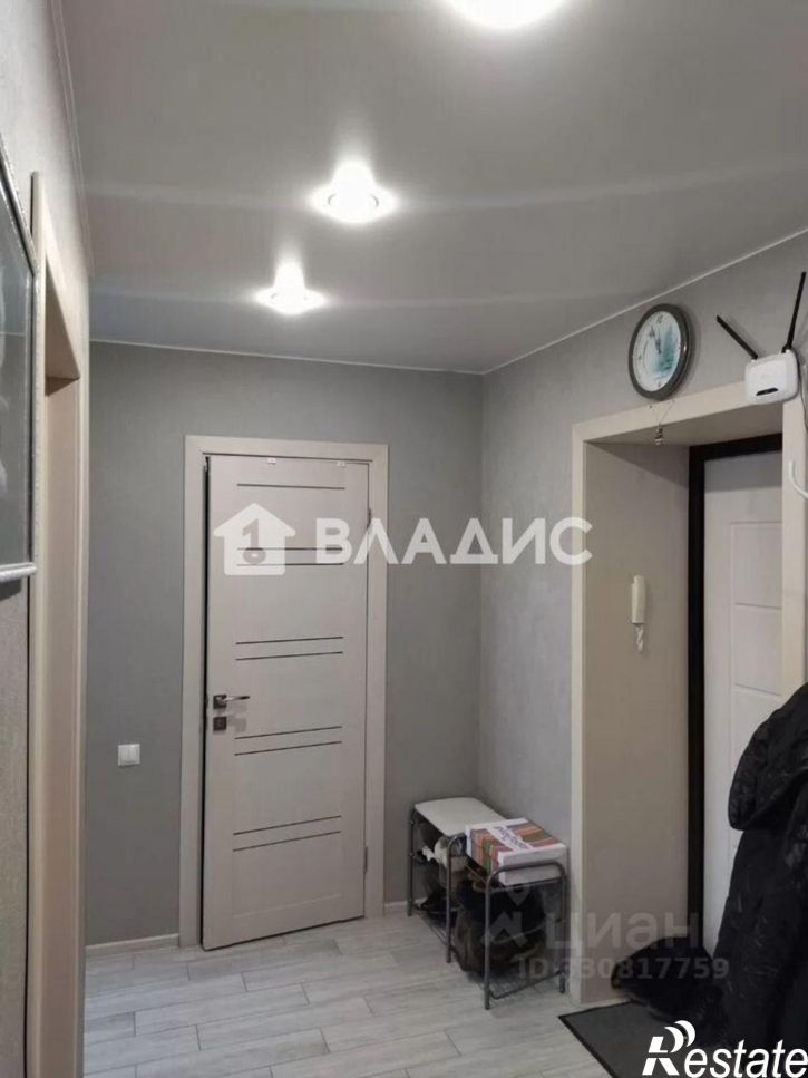 2-комн квартира Новгородская улица, 32,  д. 32