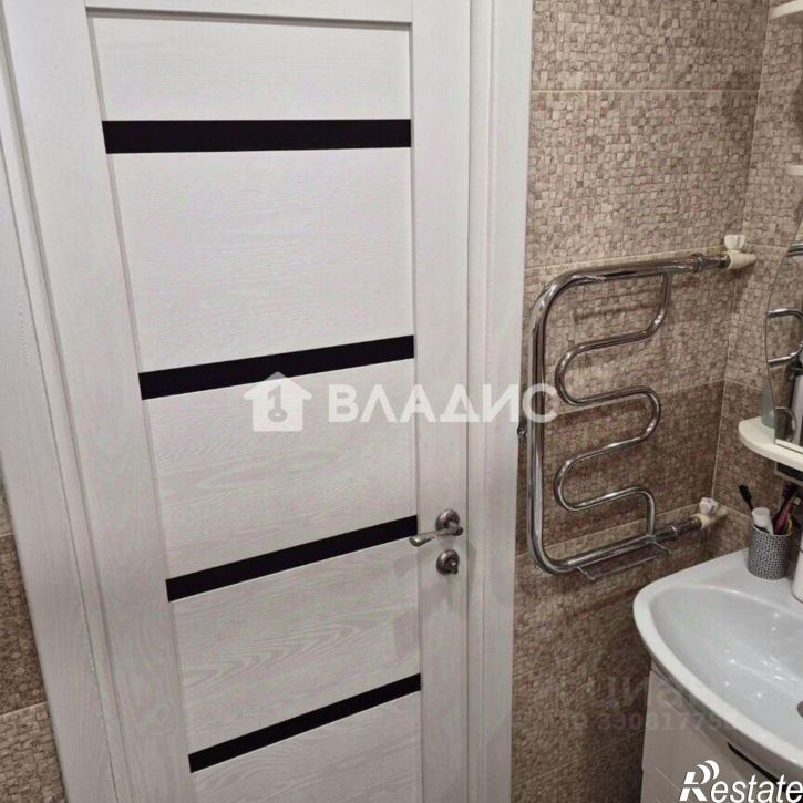 3-комн квартира ул Комиссарова, 23,  д. 23