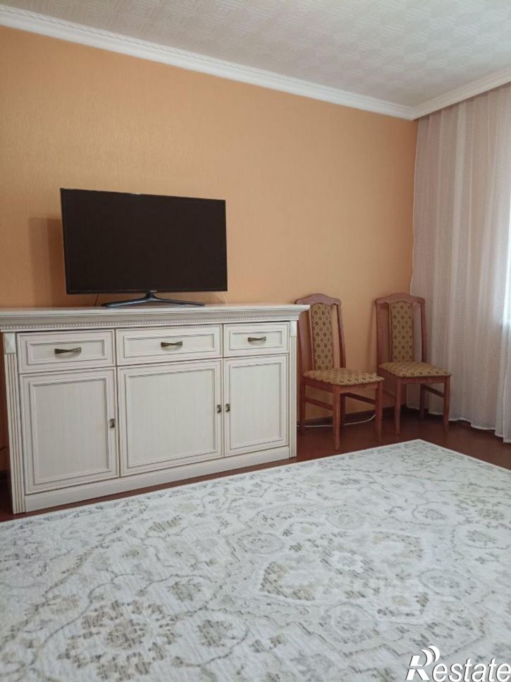 2-комн квартира улица Мира, 15,  д. 15