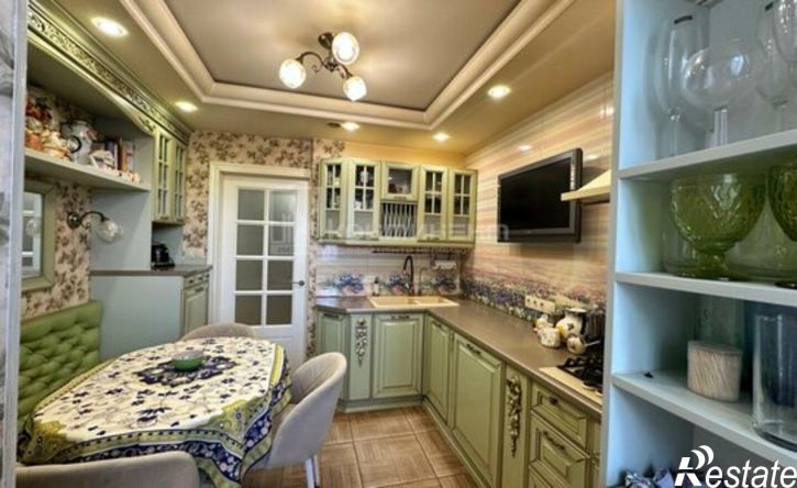 3-комн квартира ул Растопчина, 53,  д. 53