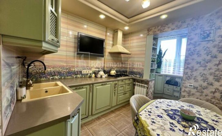 3-комн квартира ул Растопчина, 53,  д. 53