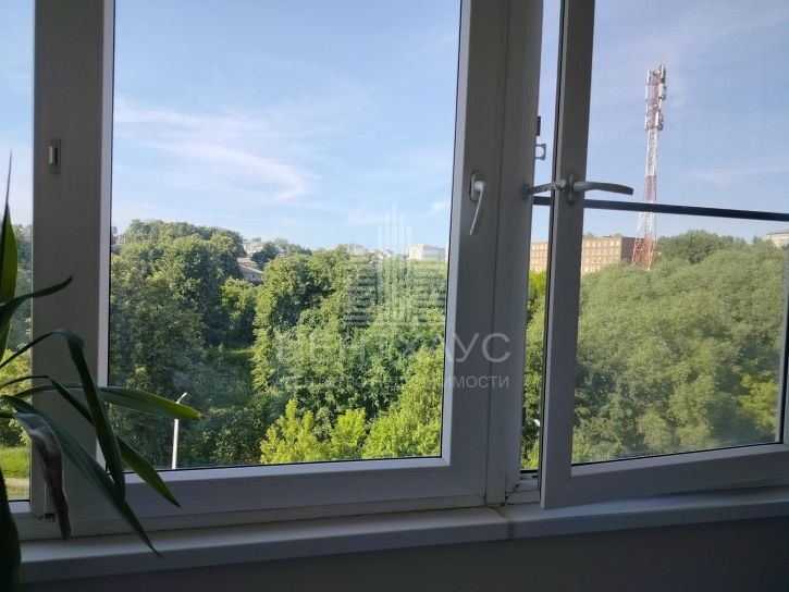 3-комн квартира ул Нижняя Дуброва, 1