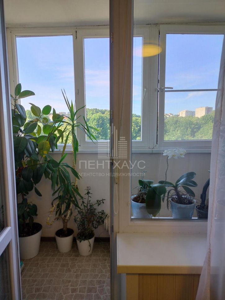 3-комн квартира ул Нижняя Дуброва, 1