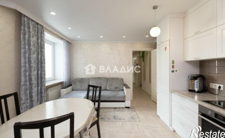 3-комн квартира улица Мира, 2В,  д. 2В