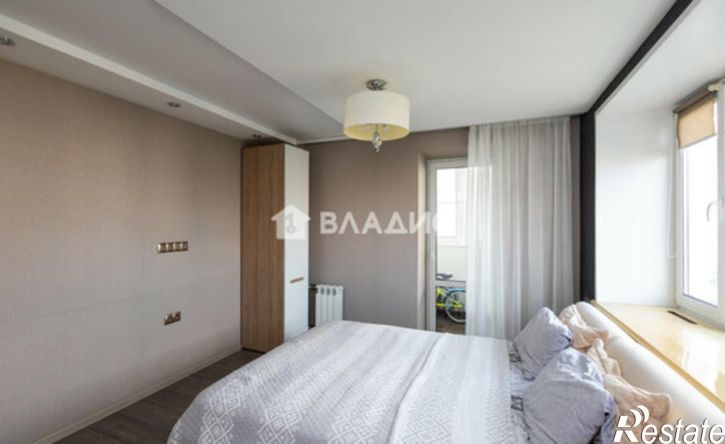3-комн квартира улица Мира, 2В,  д. 2В