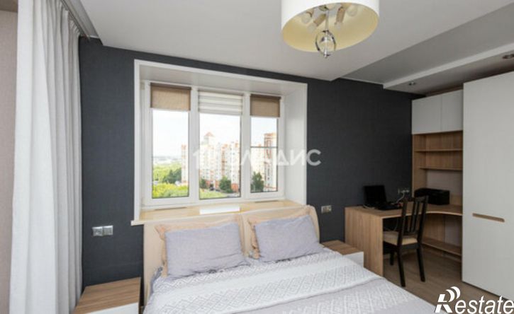 3-комн квартира улица Мира, 2В,  д. 2В