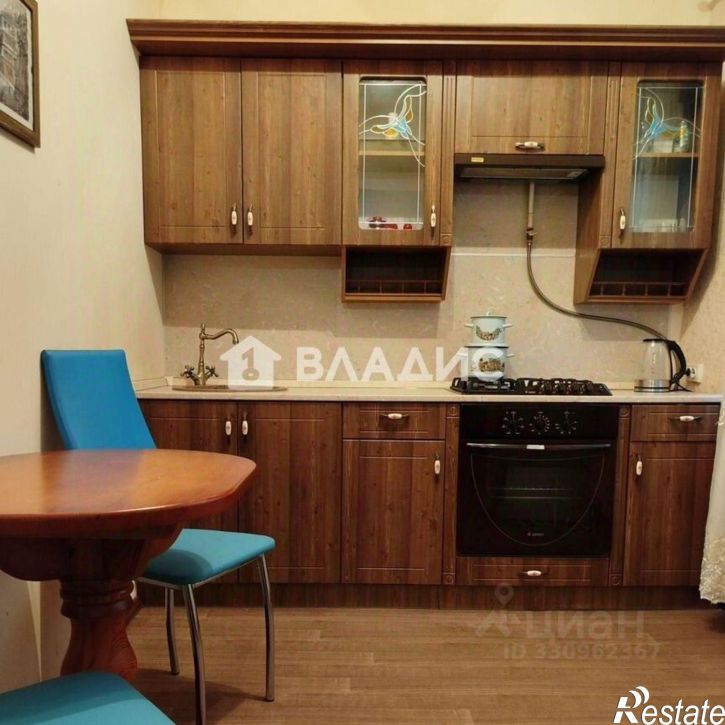 3-комн квартира улица Асаткина, 3,  д. 3