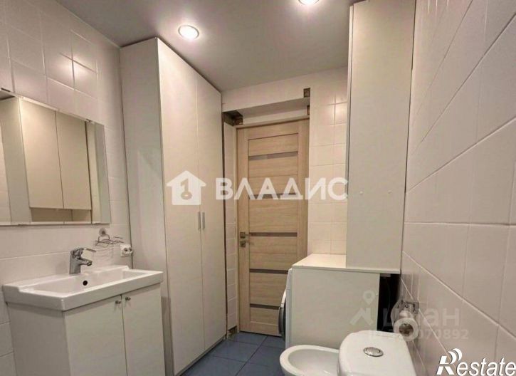 2-комн квартира Центральная улица, 19Ж,  д. 19Ж