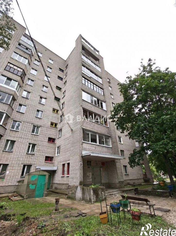 3-комн квартира ул Балакирева, 45,  д. 45
