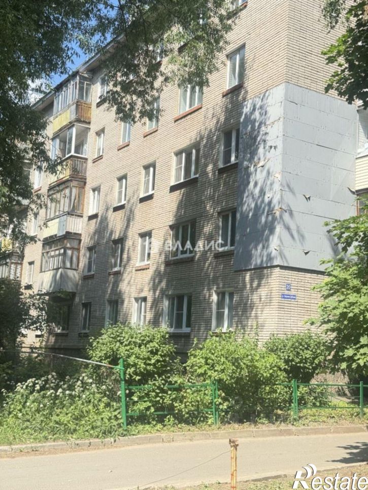 3-комн квартира ул Верхняя Дуброва, 20,  д. 20