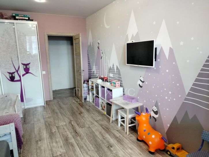 3-комн квартира Славная улица, 8