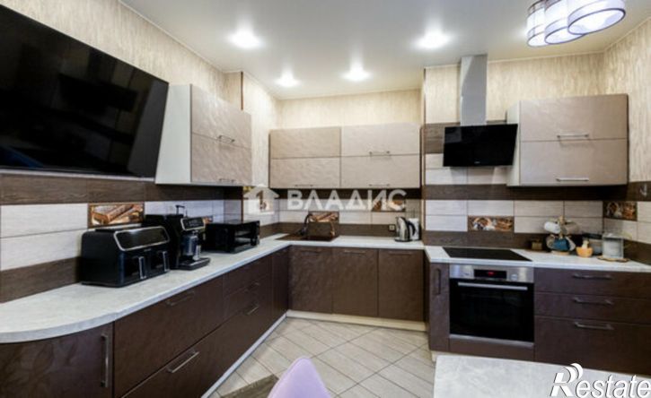 3-комн квартира ул 3-я Кольцевая, 12,  д. 12