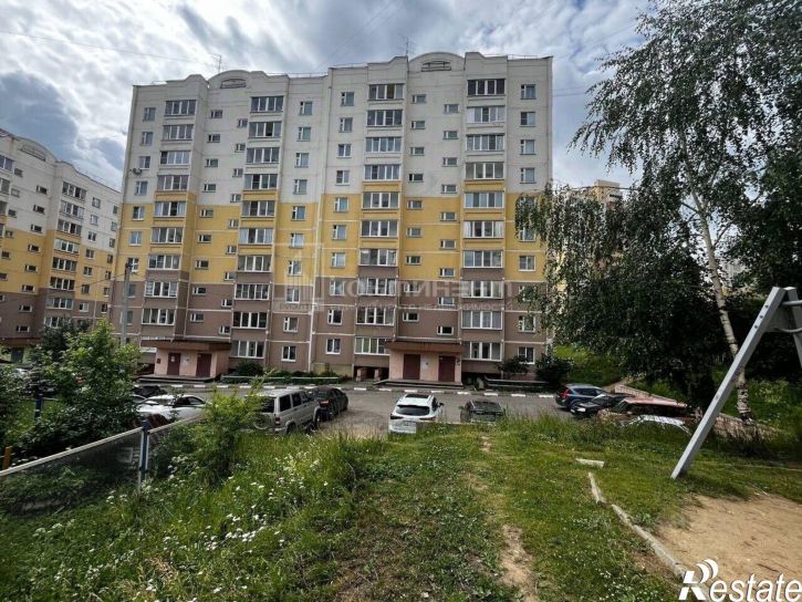 3-комн квартира улица Фатьянова, 8,  д. 8
