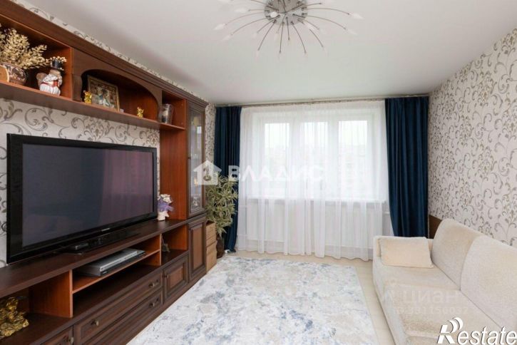 3-комн квартира улица Безыменского, 6А,  д. 6А