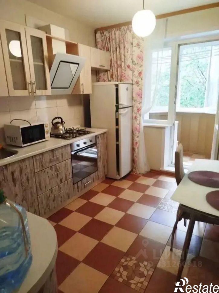 2-комн квартира улица Соколова-Соколёнка, 11Б,  д. 11Б