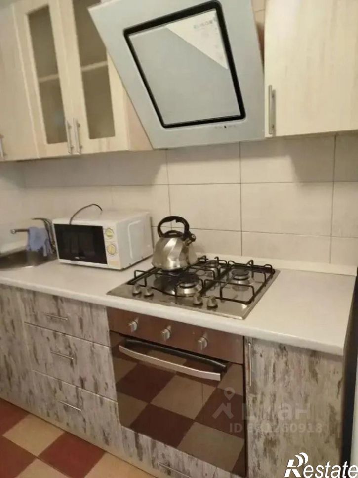 2-комн квартира улица Соколова-Соколёнка, 11Б,  д. 11Б