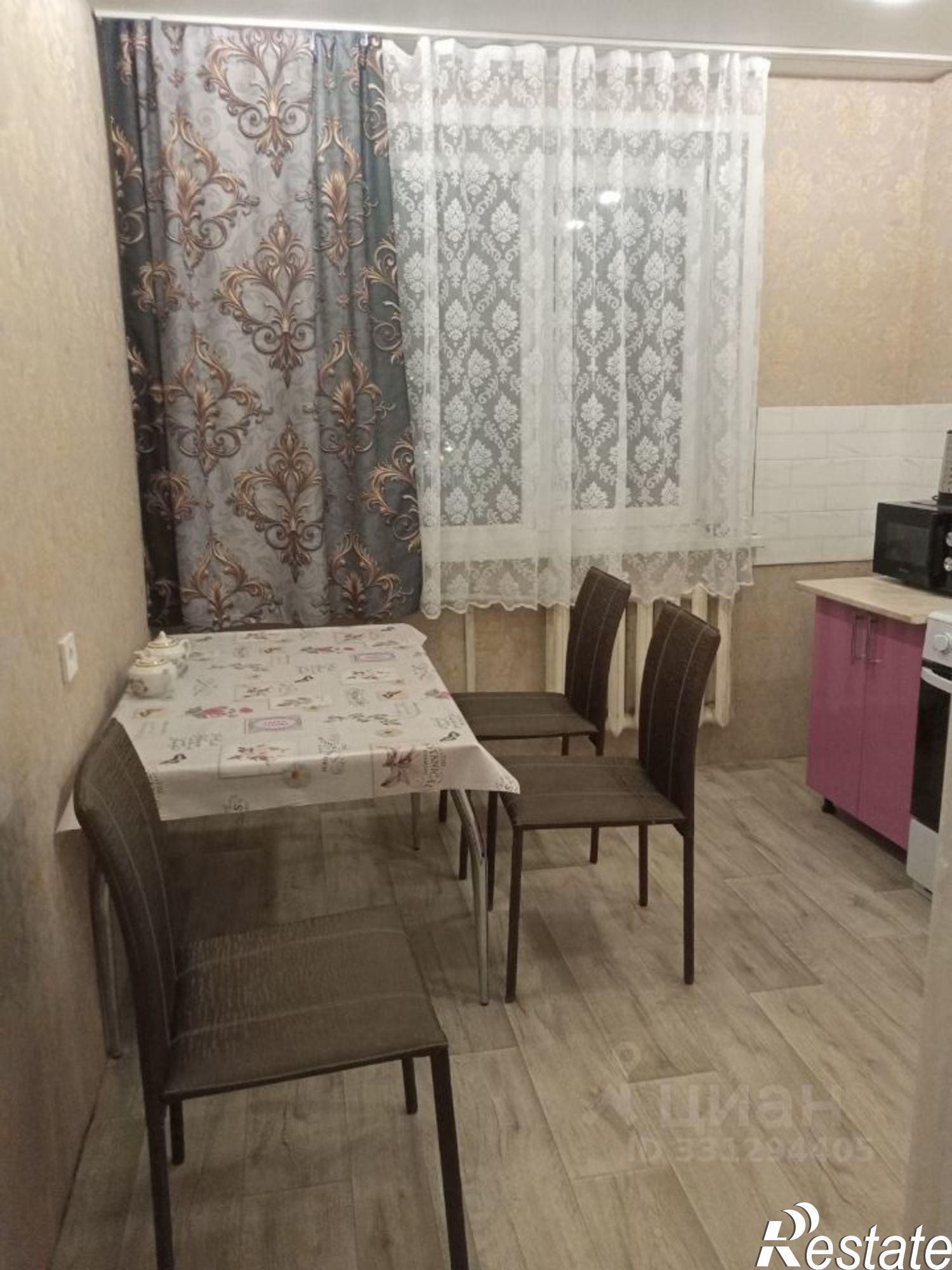 Сдать комнату за 15 000 рублей на ул Верхняя Дуброва, 27