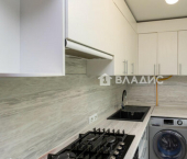 1-комн, 28кв м, этаж 1/5 пр-кт Строителей, 13