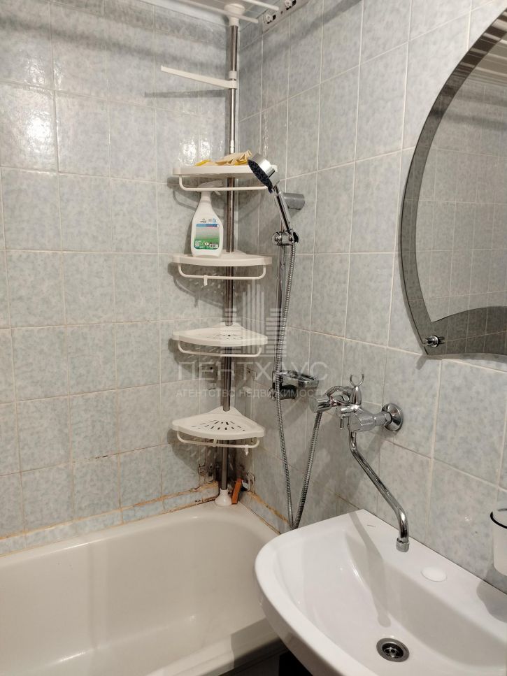 2-комн квартира улица Нижняя Дуброва, 46А