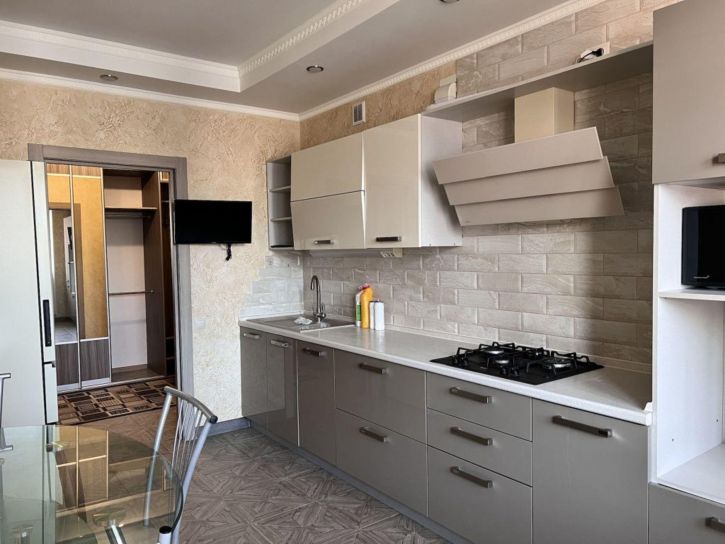 2-комн квартира Труда ул, 6