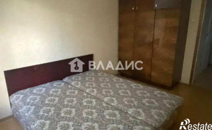3-комн квартира ул Соколова-Соколенка, 16,  д. 16