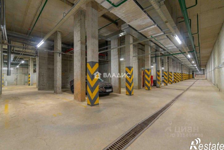 Гараж/парковка пр-кт Строителей, 9а,  д. 9а