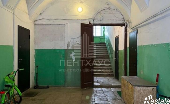 4-комн квартира Октябрьский городок, 7,  д. 7