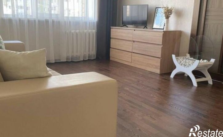 3-комн квартира ул Гвардейская, 15,  д. 15
