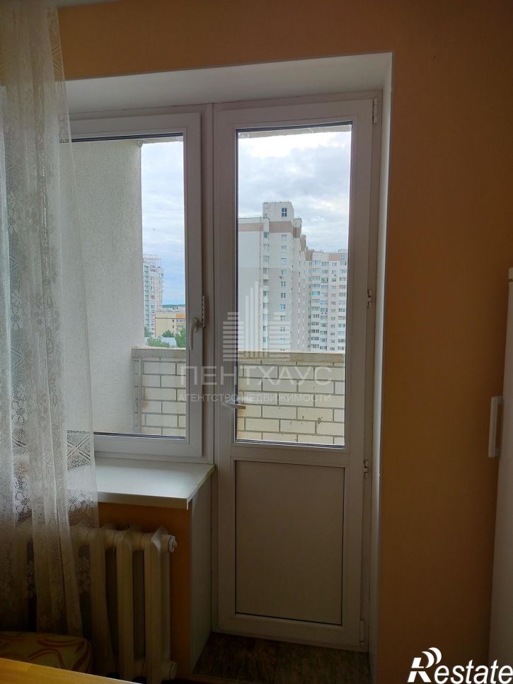 1-комн квартира улица Крайнова, 3А