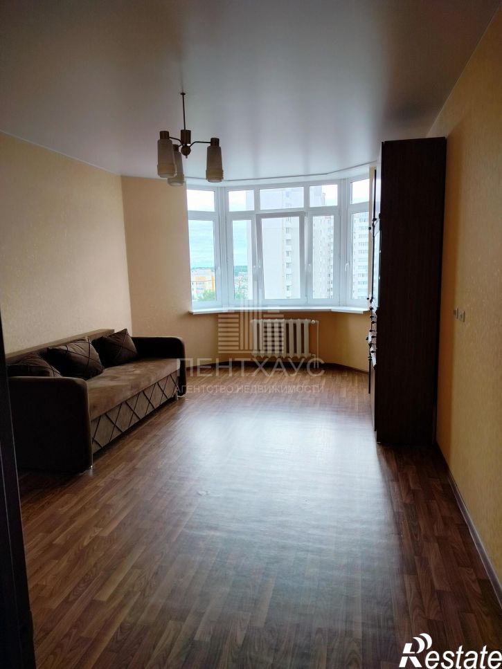 1-комн квартира улица Крайнова, 3А