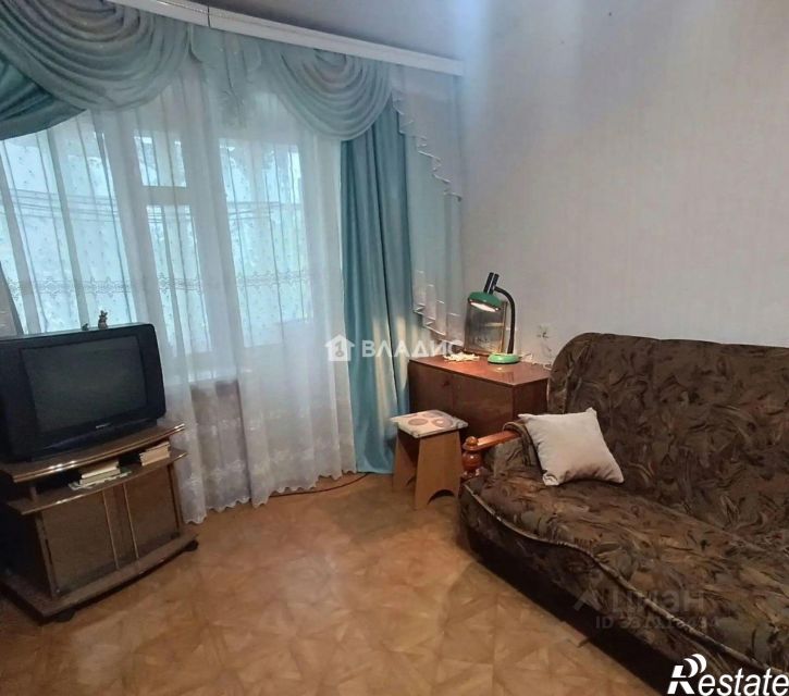 2-комн квартира улица Энергетиков, 12Б,  д. 12Б